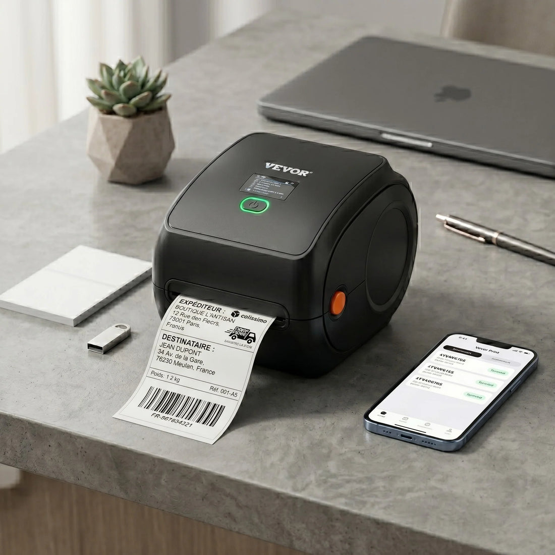 Imprimer, découper, scotcher... C'est de l'histoire ancienne ! Découvrez comment l'imprimante thermique sans encre peut transformer votre logistique e-commerce, réduire vos coûts et diviser par trois votre temps de préparation de colis.